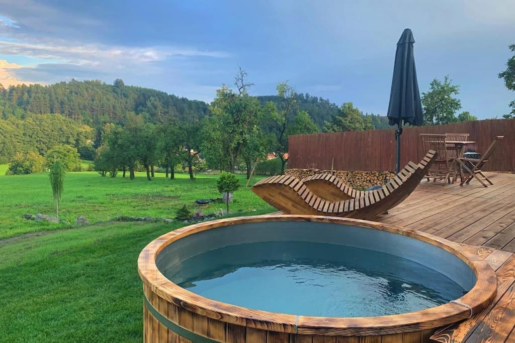 Villa Glamping Kabin - 1 Hour From Prague Mlady Smolivec Exterior foto